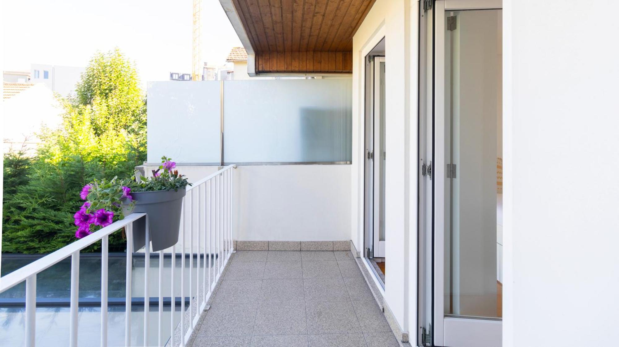 City Center Duplex W Patio By Lovelystay Porto Exterior foto